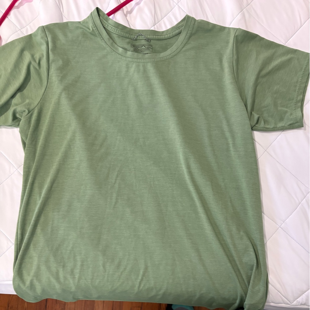Women’s Patagonia Shirt